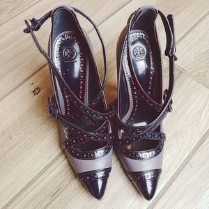 Tory Burch | Strappy Taupe & Black heels